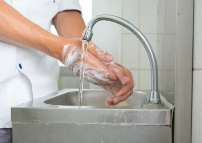 chef washing hands